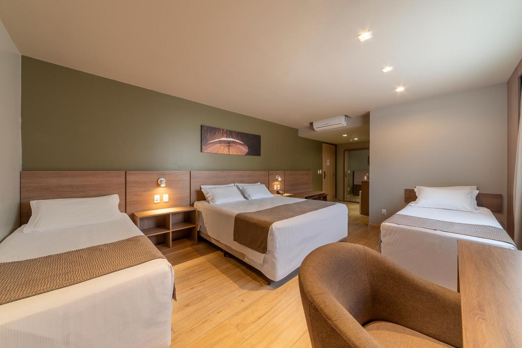 Hotel Laghetto Pedras Altas 4*