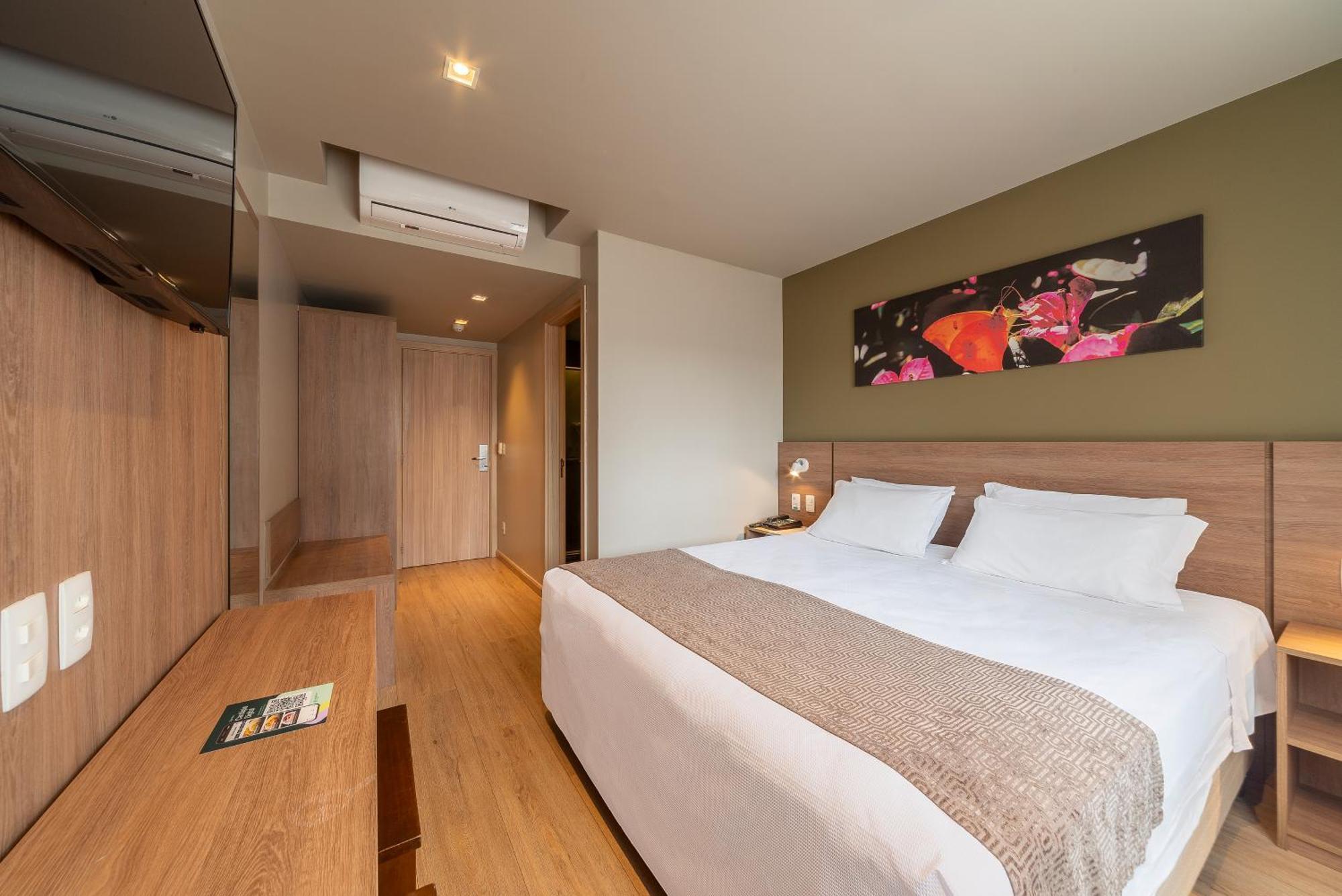 Hotel Laghetto Pedras Altas 4*