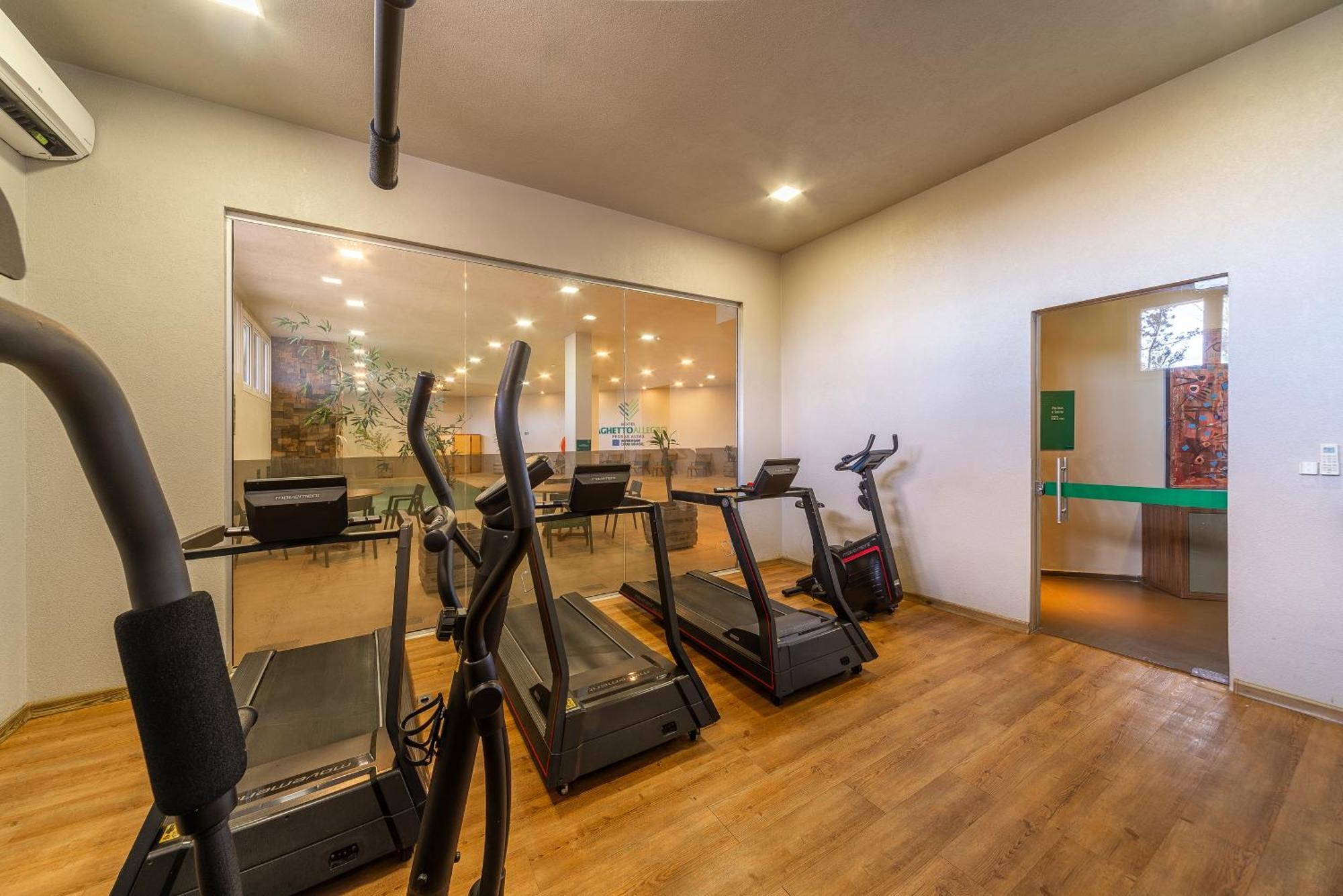 Hotel Laghetto Pedras Altas 4*
